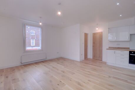 2 bedroom  flat to rent, Available unfurnished from 25/11/2024