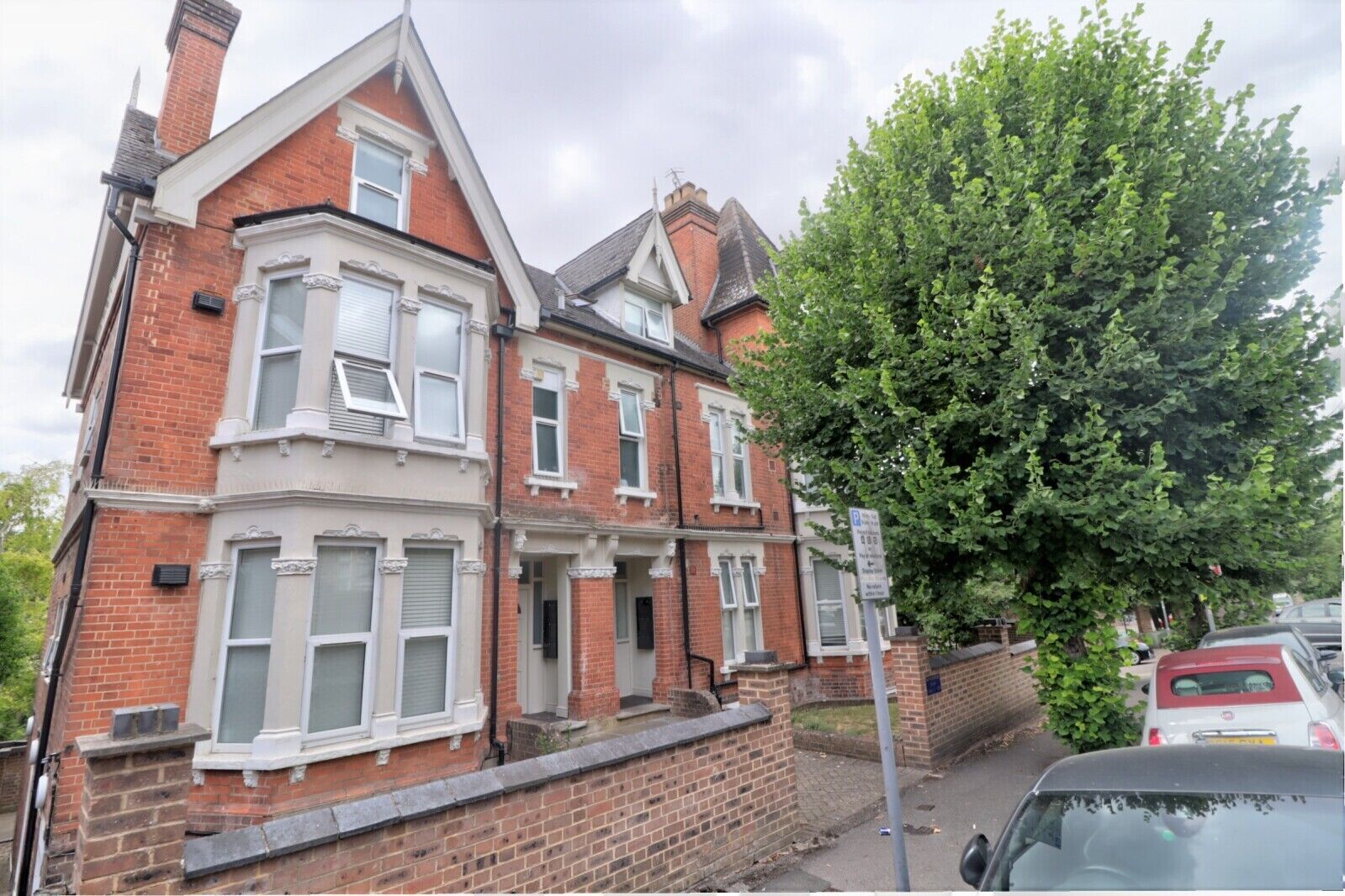 2 bedroom  flat to rent, Available unfurnished from 11/11/2025 Priory Avenue, High Wycombe, HP13, main image