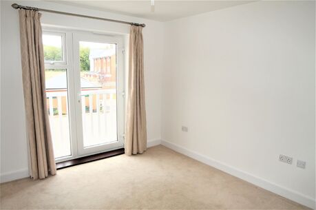 2 bedroom  flat to rent, Available unfurnished from 24/08/2024