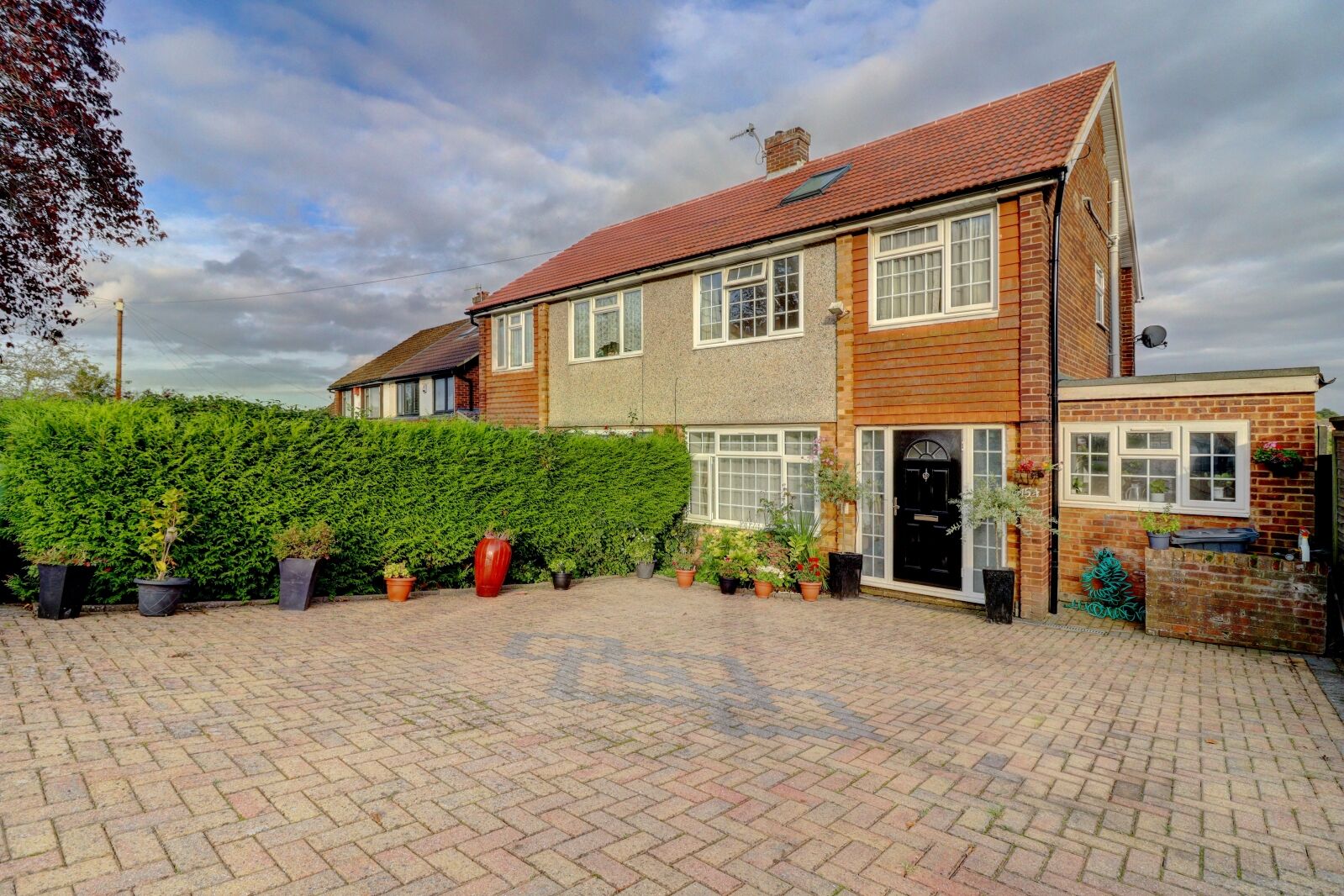 4 bedroom semi detached house for sale Deeds Grove, High Wycombe, HP12, main image