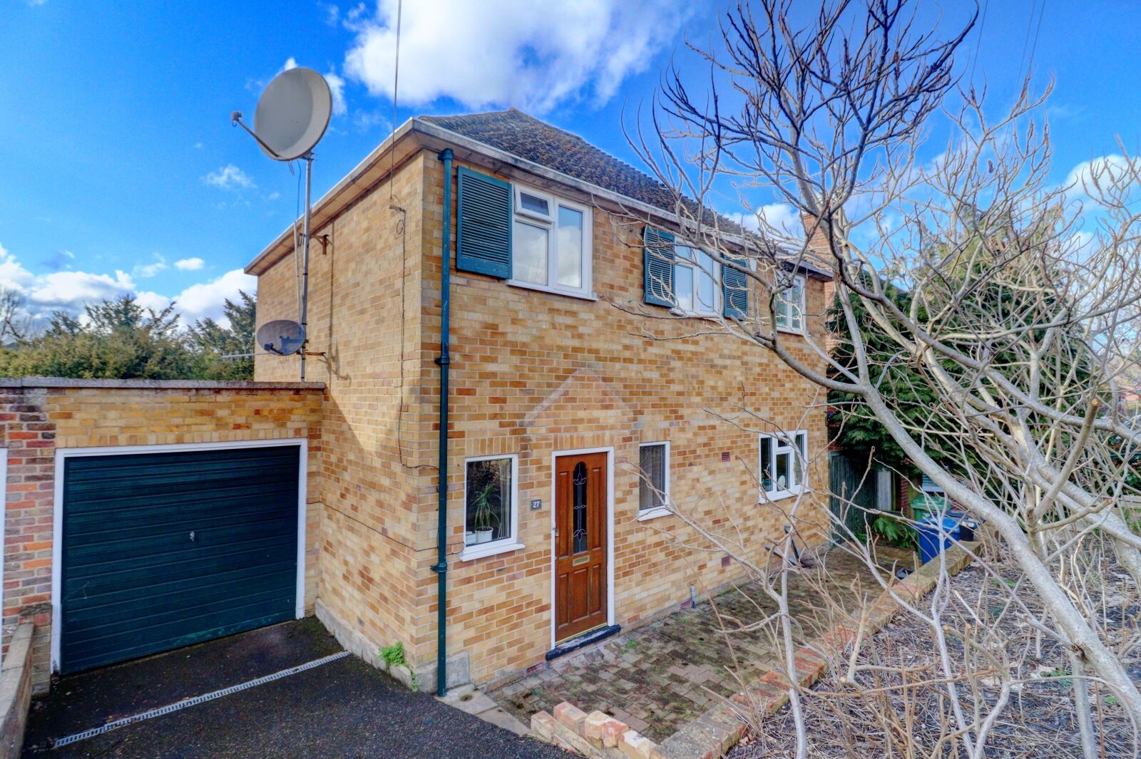 3 bedroom link detached house for sale Hampden Road, High Wycombe, HP13, main image