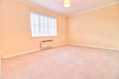 2 bedroom  flat to rent, Available unfurnished from 31/01/2025