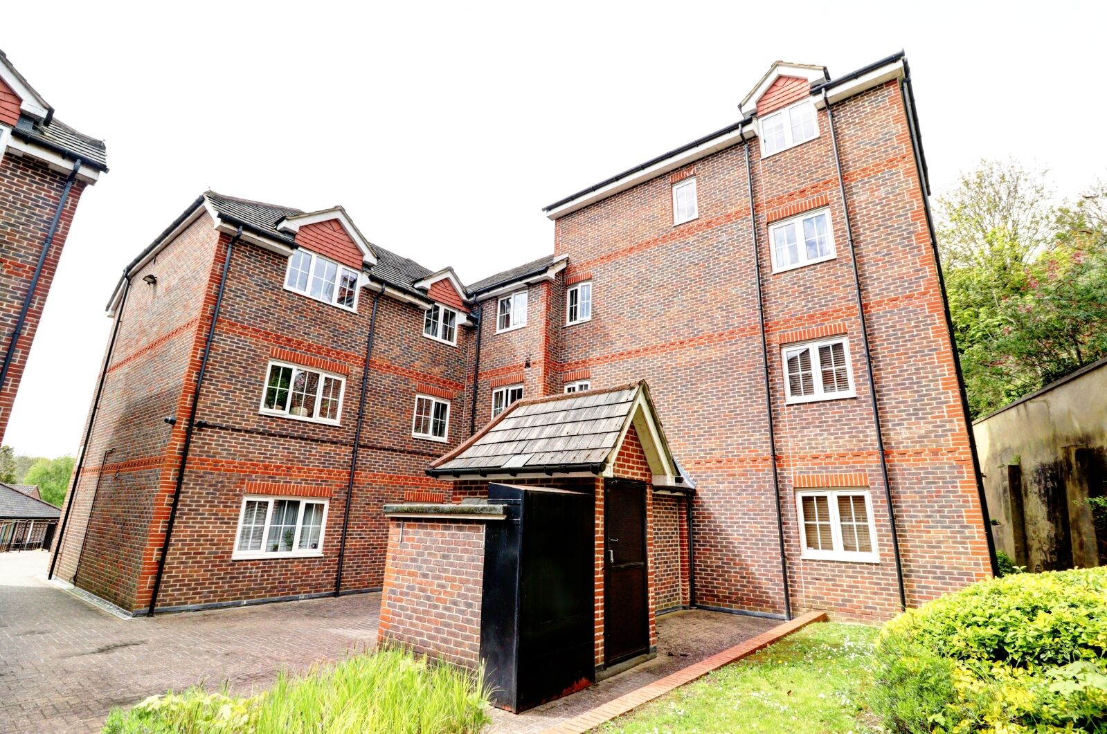 1 bedroom  flat to rent, Available from 30/08/2024 Hospital Hill, Chesham, HP5, main image