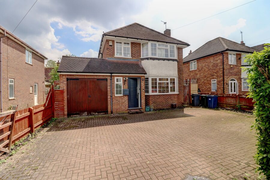 3 bedroom detached house for sale