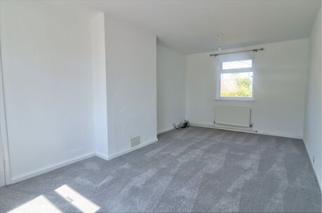 2 bedroom semi detached house to rent, Available unfurnished now