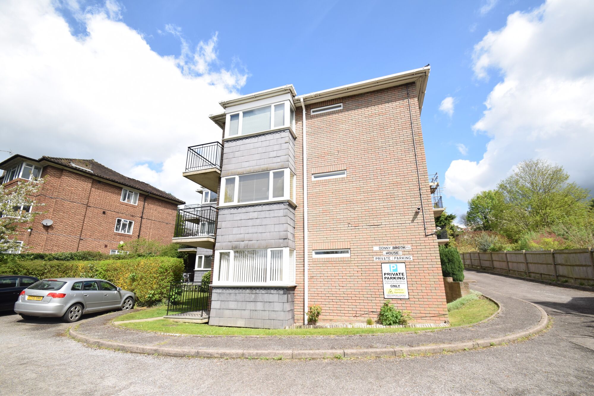 2 bedroom  flat to rent, Available unfurnished from 20/07/2026 Totteridge Road, High Wycombe, HP13, main image