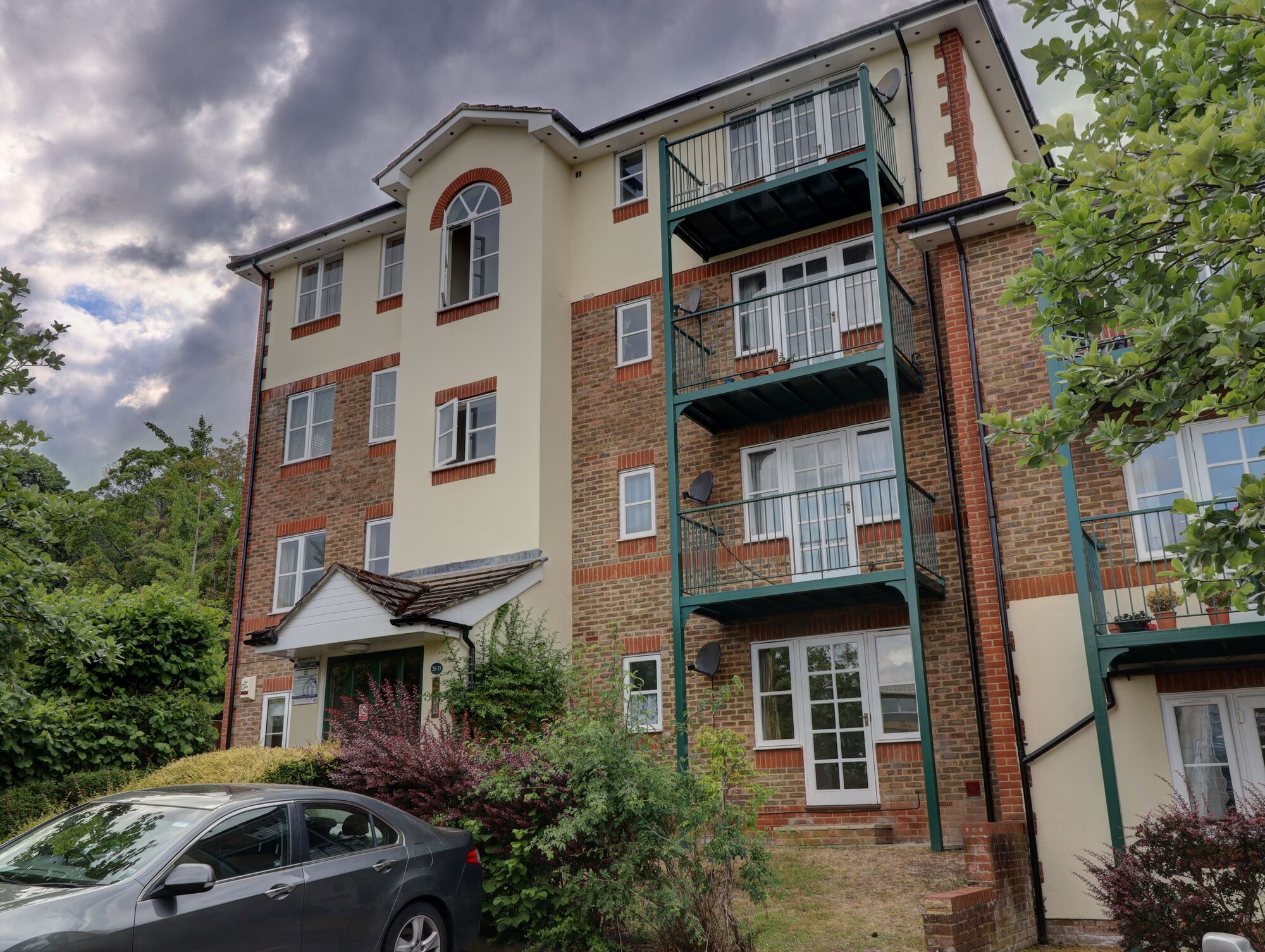 2 bedroom  flat to rent, Available unfurnished from 17/08/2024 Queen Alexandra Road, High Wycombe, HP11, main image