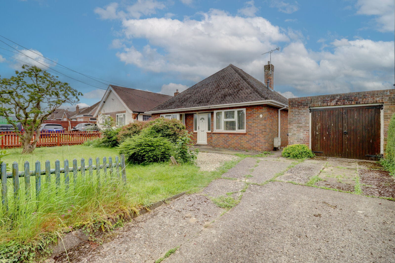 3 bedroom detached bungalow for sale Ferniefields, High Wycombe, HP12, main image