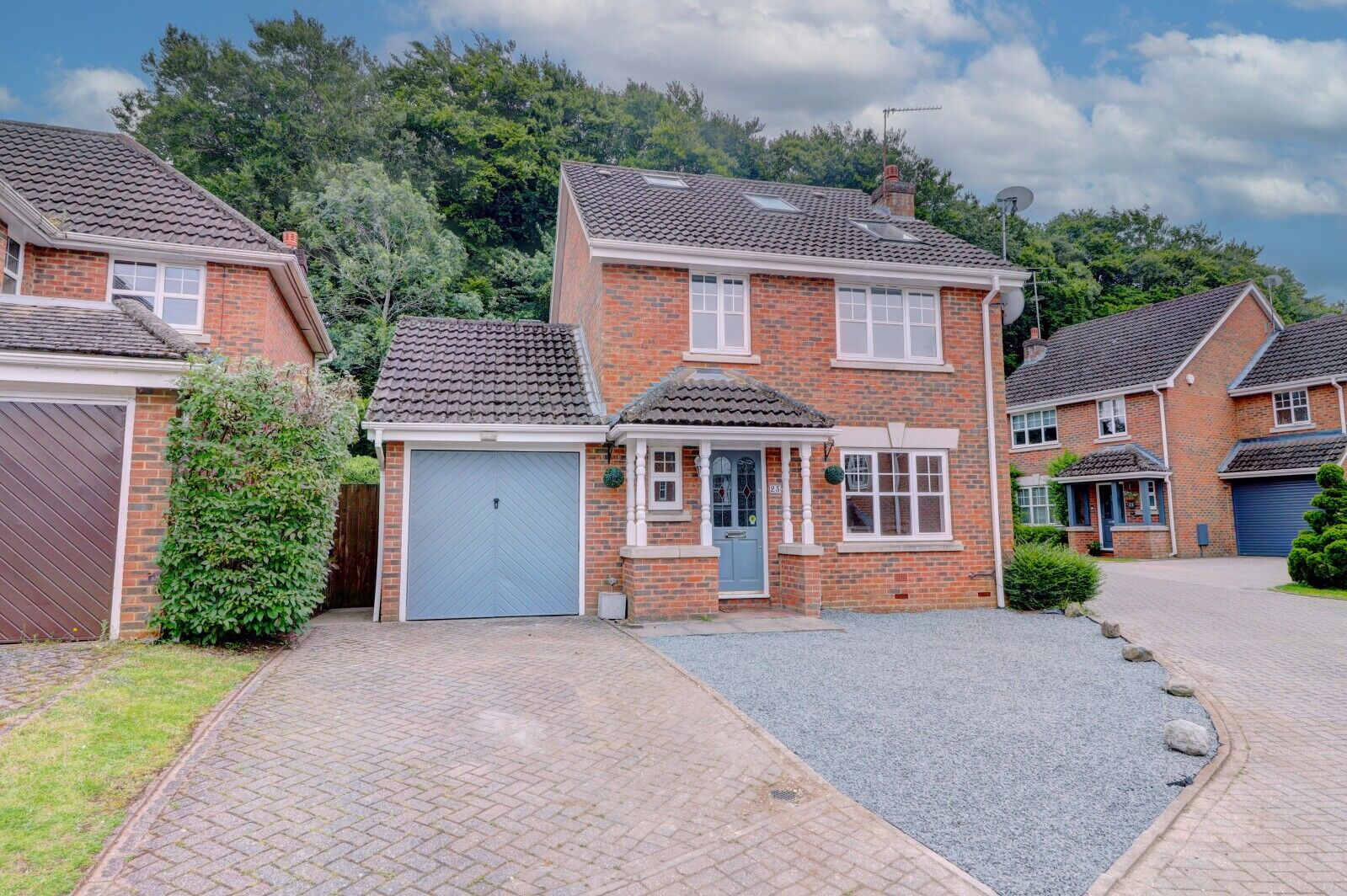 4 bedroom detached house to rent, Available now Badger Way, Hazlemere, HP15, main image