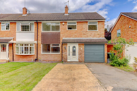 5 bedroom semi detached house for sale