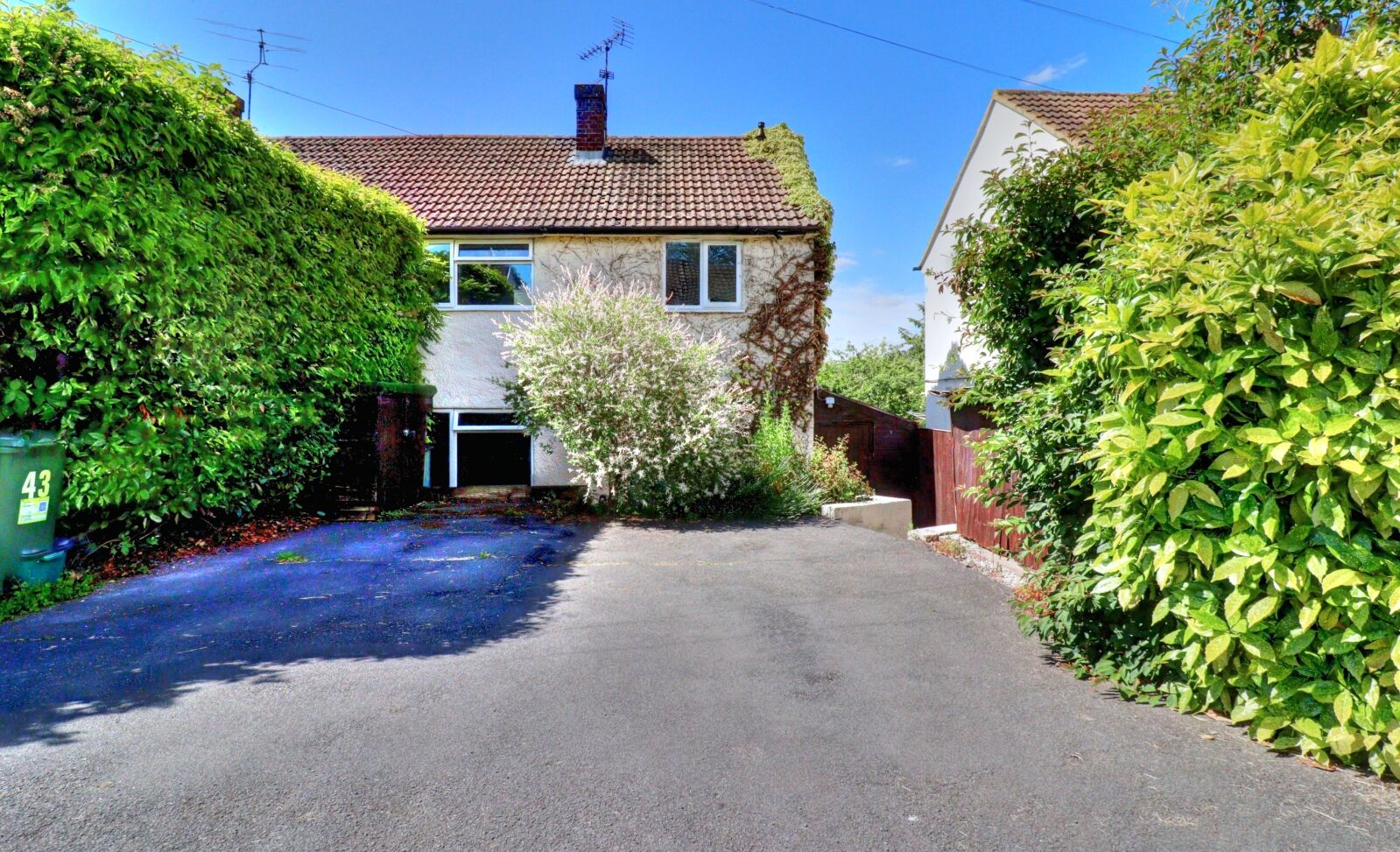 3 bedroom  house to rent, Available now Southfield Road, Princes Risborough, HP27, main image