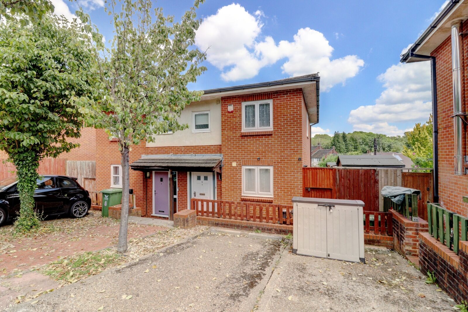 3 bedroom semi detached house for sale Barton Way, High Wycombe, HP13, main image