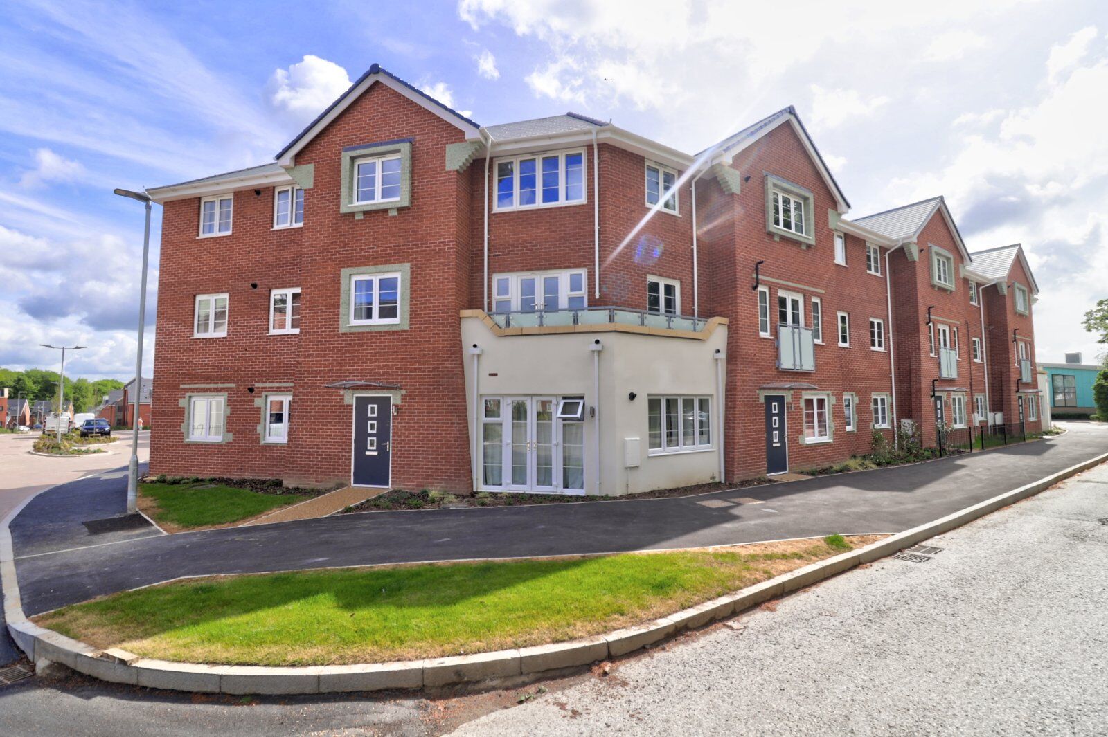 2 bedroom  flat to rent, Available from 15/08/2024 Kilty Place, High Wycombe, HP11, main image