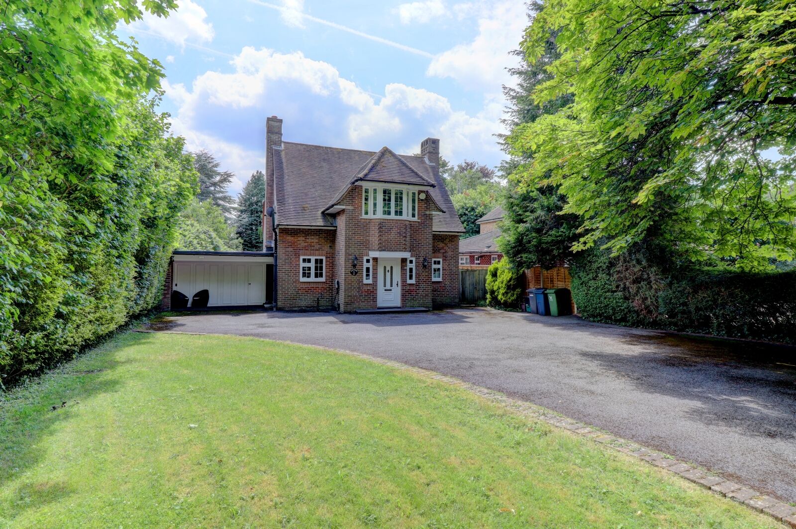 3 bedroom detached house for sale Daws Hill Lane, High Wycombe, HP11, main image
