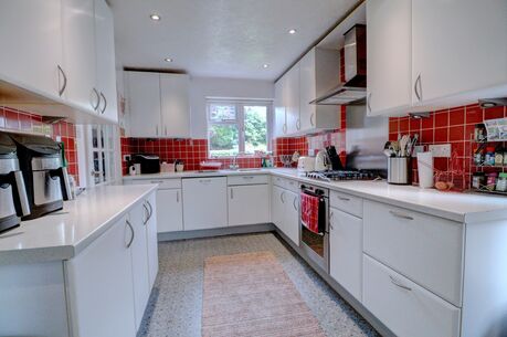 4 bedroom detached house to rent, Available unfurnished from 28/09/2024