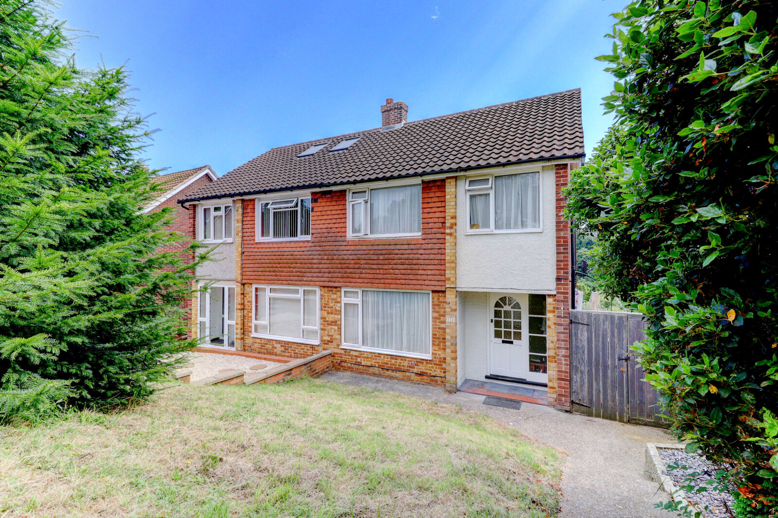 3 bedroom semi detached house for sale Deeds Grove, High Wycombe, HP12, main image