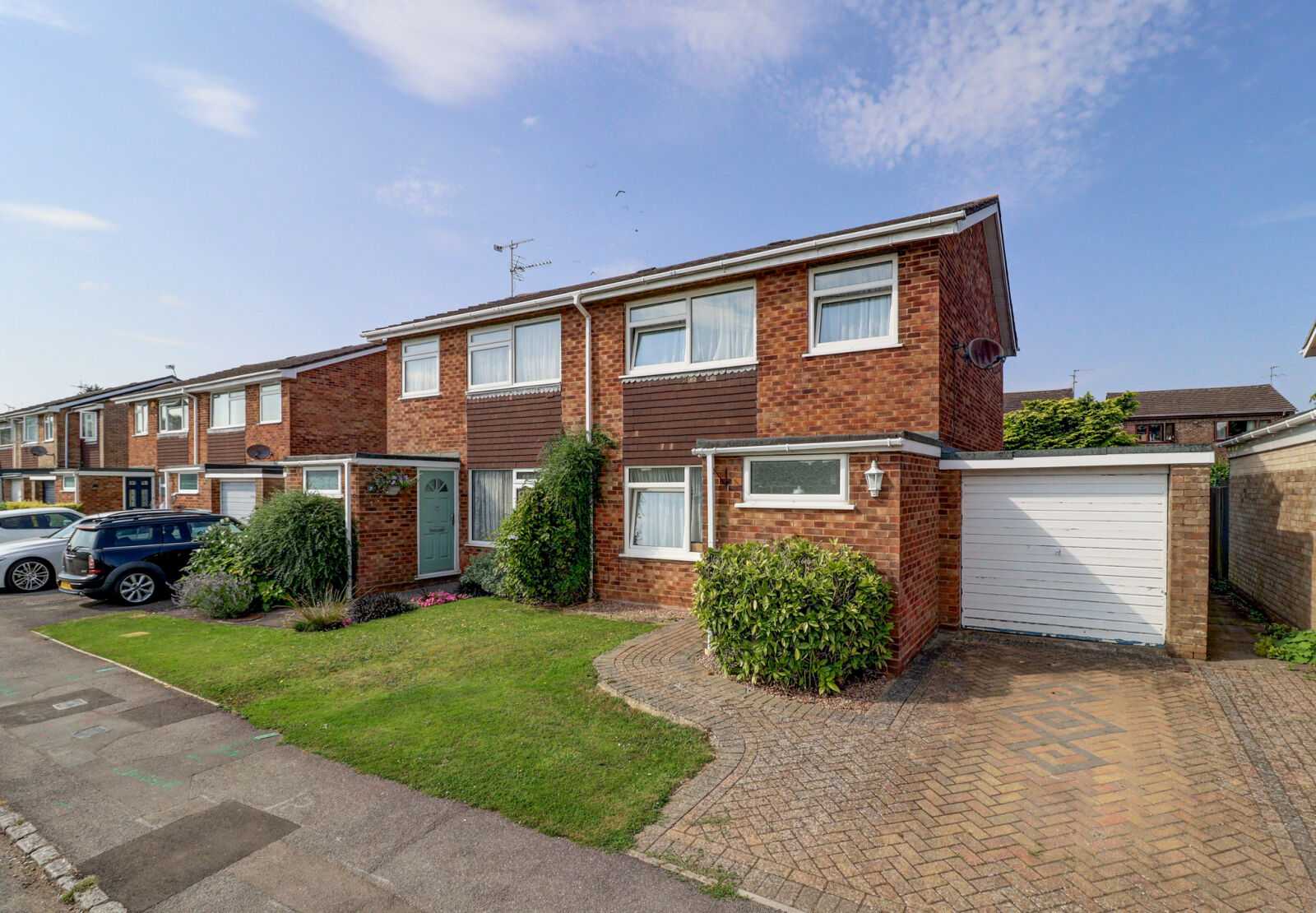 3 bedroom semi detached house for sale Highfield Way, High Wycombe, HP15, main image