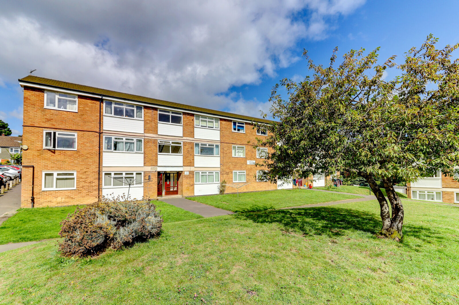 2 bedroom  flat for sale Gayhurst Road, High Wycombe, HP13, main image