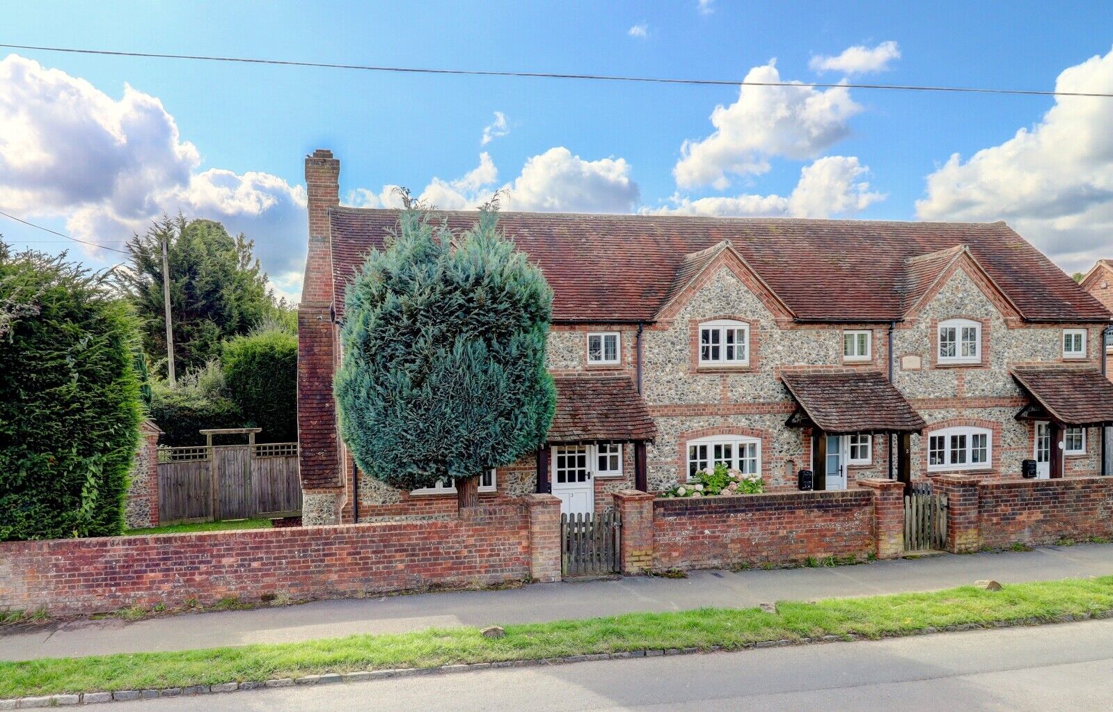 3 bedroom  house for sale Chapel Lane, High Wycombe, HP14, main image