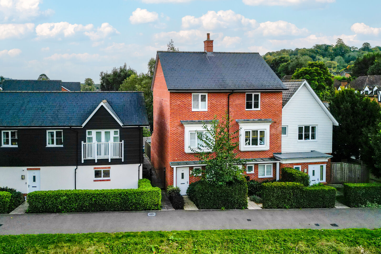 3 bedroom end terraced house for sale Portland Road, High Wycombe, HP11, main image