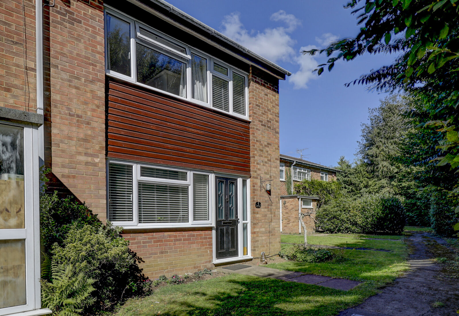 3 bedroom mid terraced house for sale Cypress Walk, High Wycombe, HP15, main image