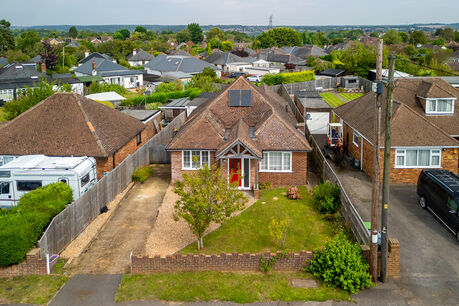 3 bedroom detached bungalow for sale