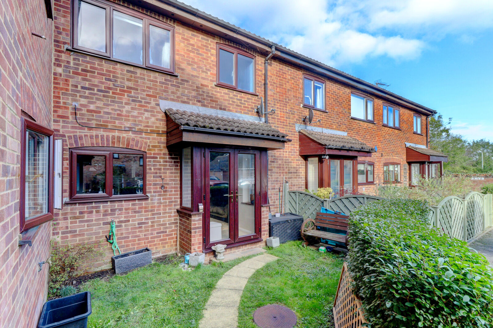 2 bedroom mid terraced house for sale Totteridge Road, High Wycombe, HP13, main image