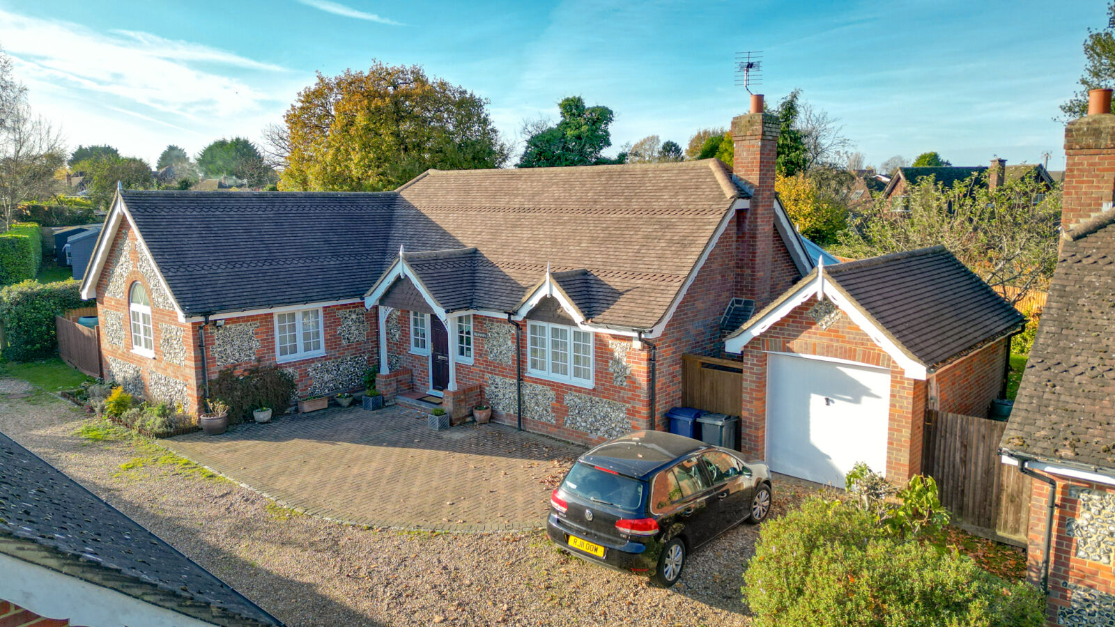 3 bedroom detached bungalow for sale Pond Approach, Holmer Green, HP15, main image