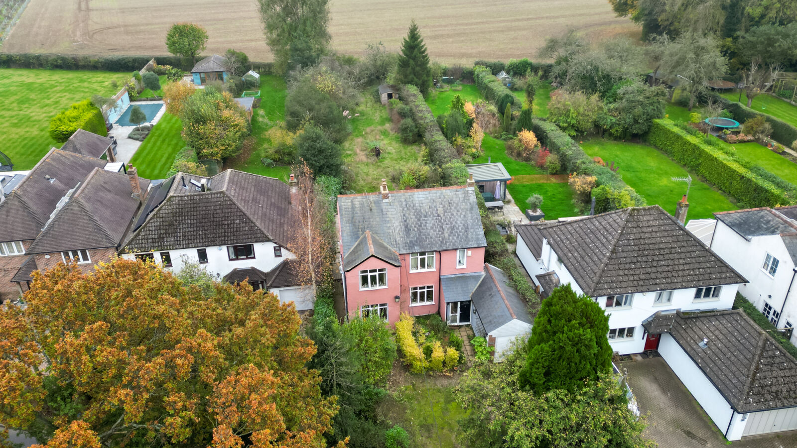 4 bedroom detached house for sale Sheepcote Dell Road, Holmer Green, HP15, main image