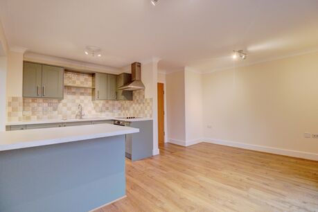 2 bedroom  flat to rent, Available unfurnished now