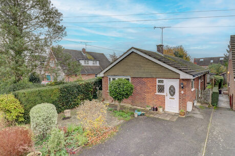 3 bedroom detached bungalow for sale