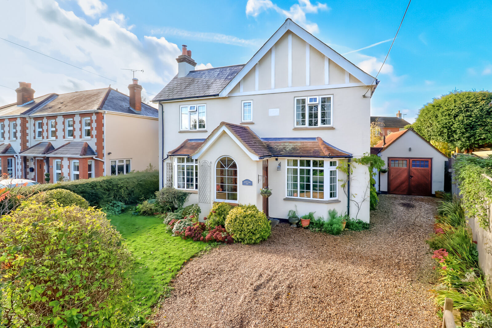 4 bedroom detached house for sale The Common, High Wycombe, HP15, main image