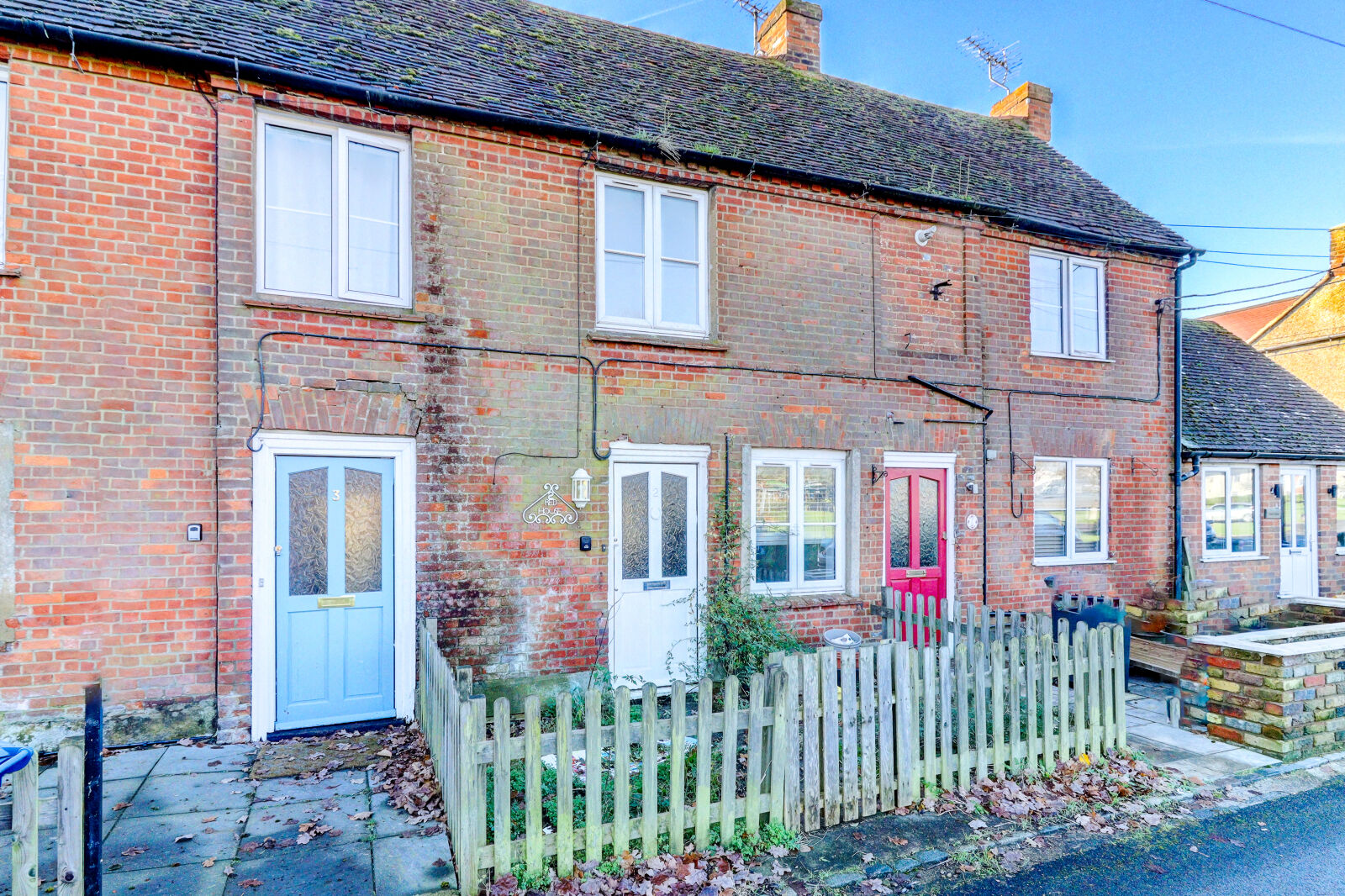 3 bedroom mid terraced house for sale The Common, High Wycombe, HP14, main image