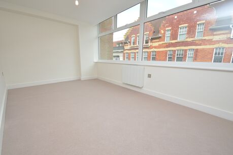 1 bedroom  flat to rent, Available unfurnished from 14/02/2025