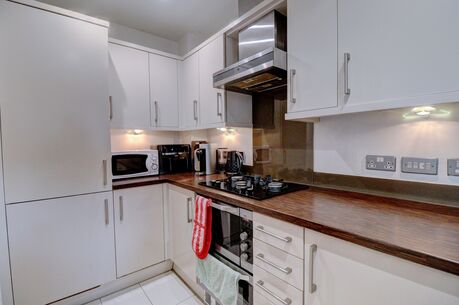 2 bedroom mid terraced house to rent, Available unfurnished from 01/02/2025