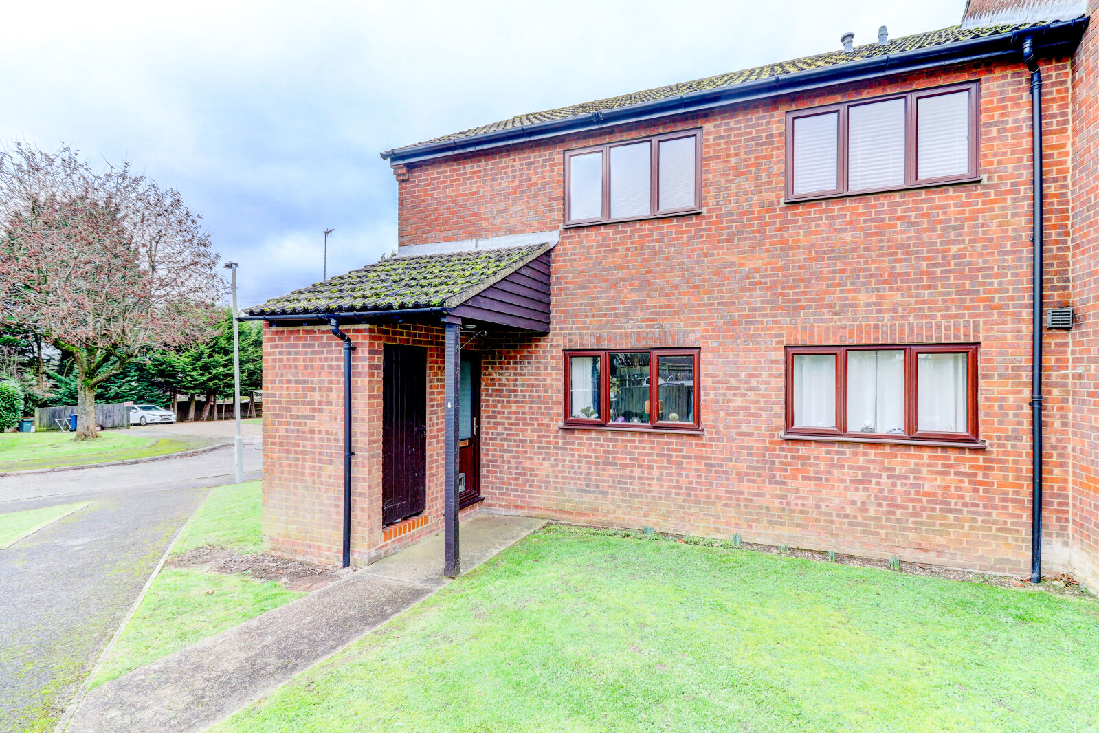 2 bedroom  flat for sale Birinus Close, High Wycombe, HP12, main image