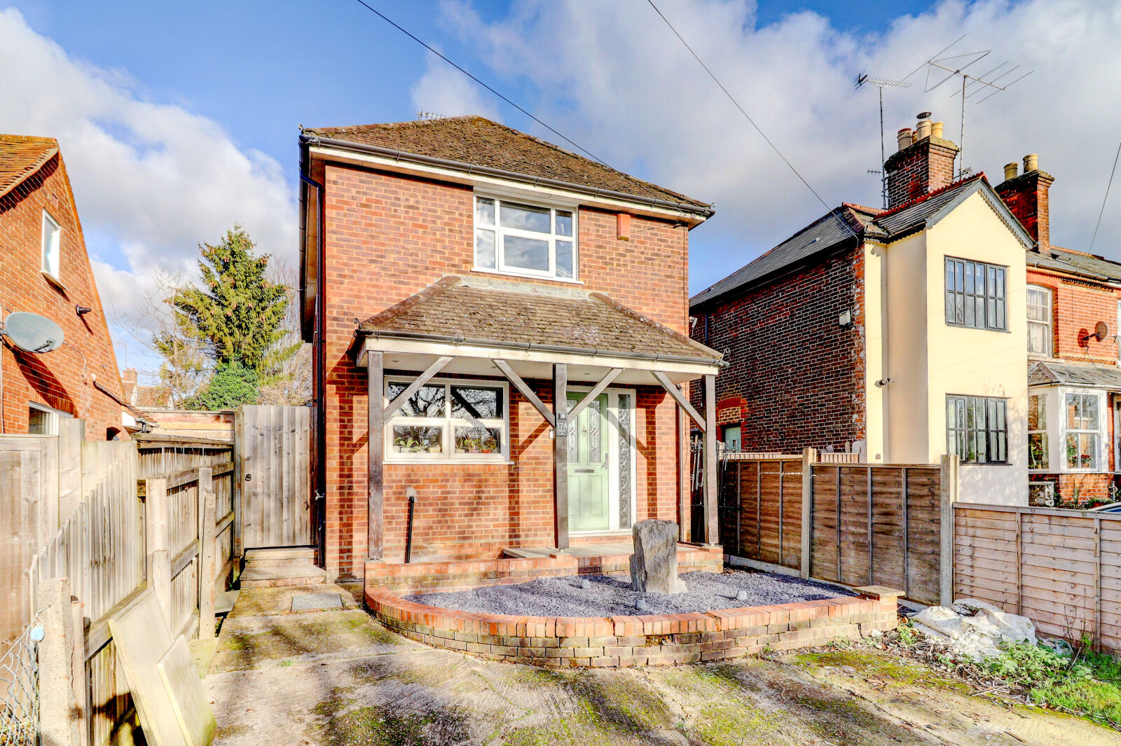 3 bedroom detached house for sale Pinions Road, High Wycombe, HP13, main image