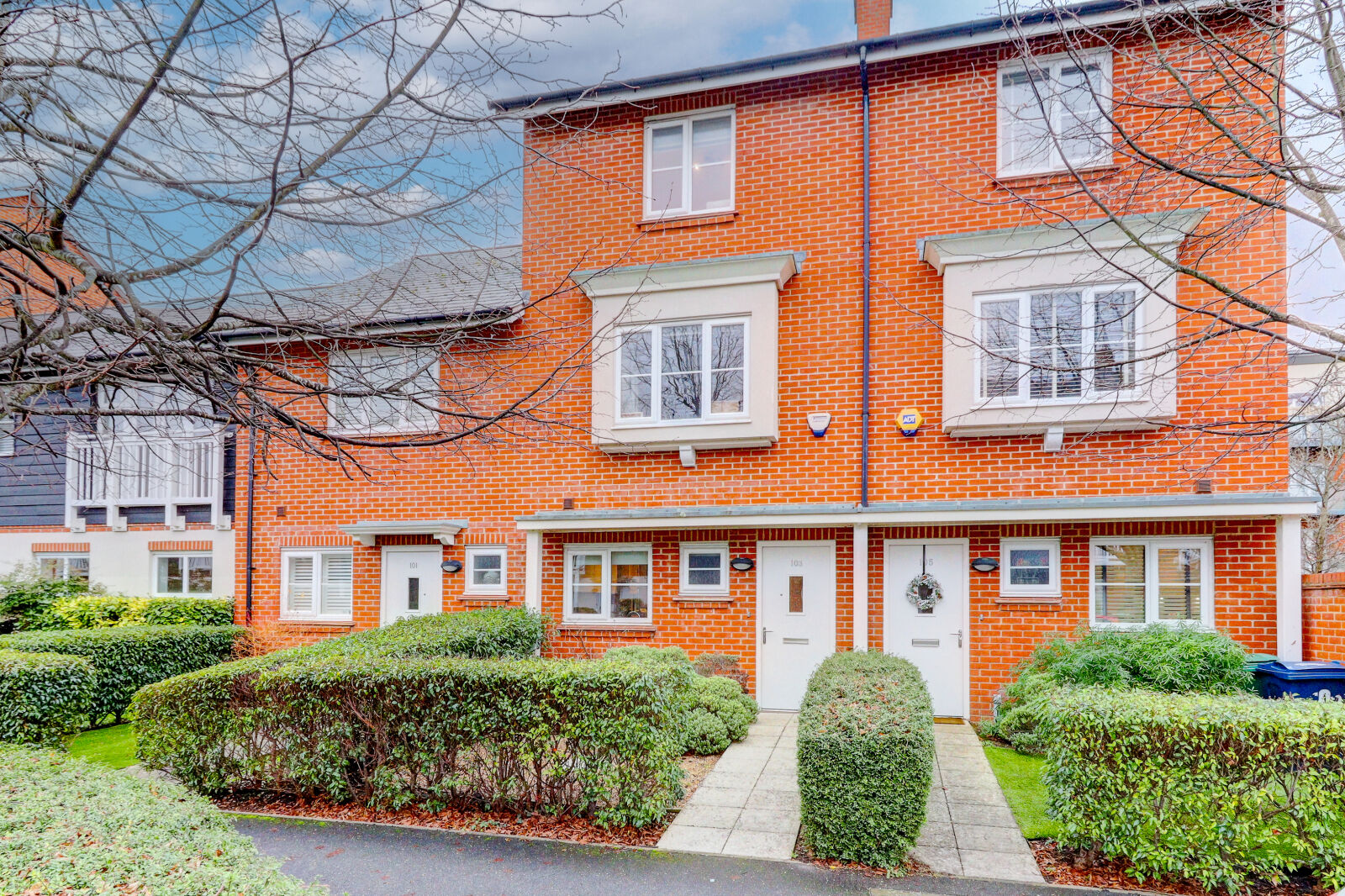 4 bedroom mid terraced house for sale Chequers Avenue, High Wycombe, HP11, main image