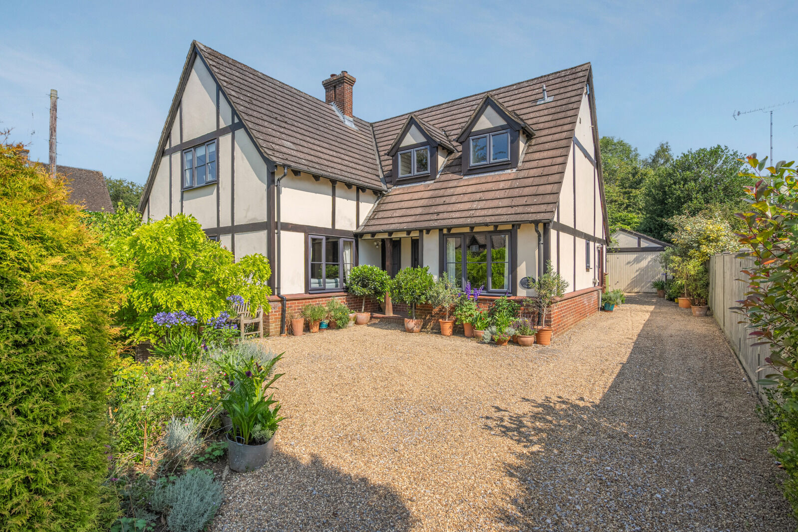 4 bedroom detached house for sale Moat Lane, Great Missenden, HP16, main image