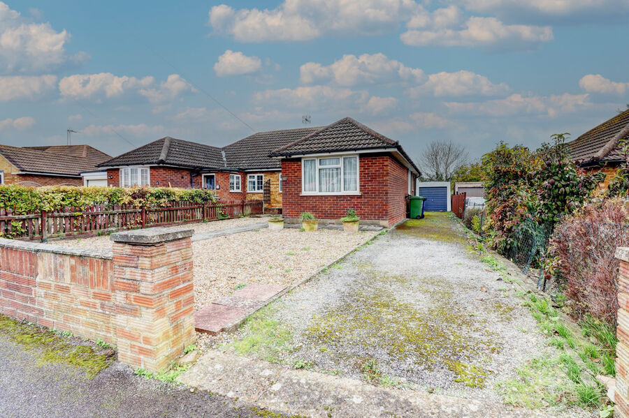 2 bedroom semi detached bungalow for sale