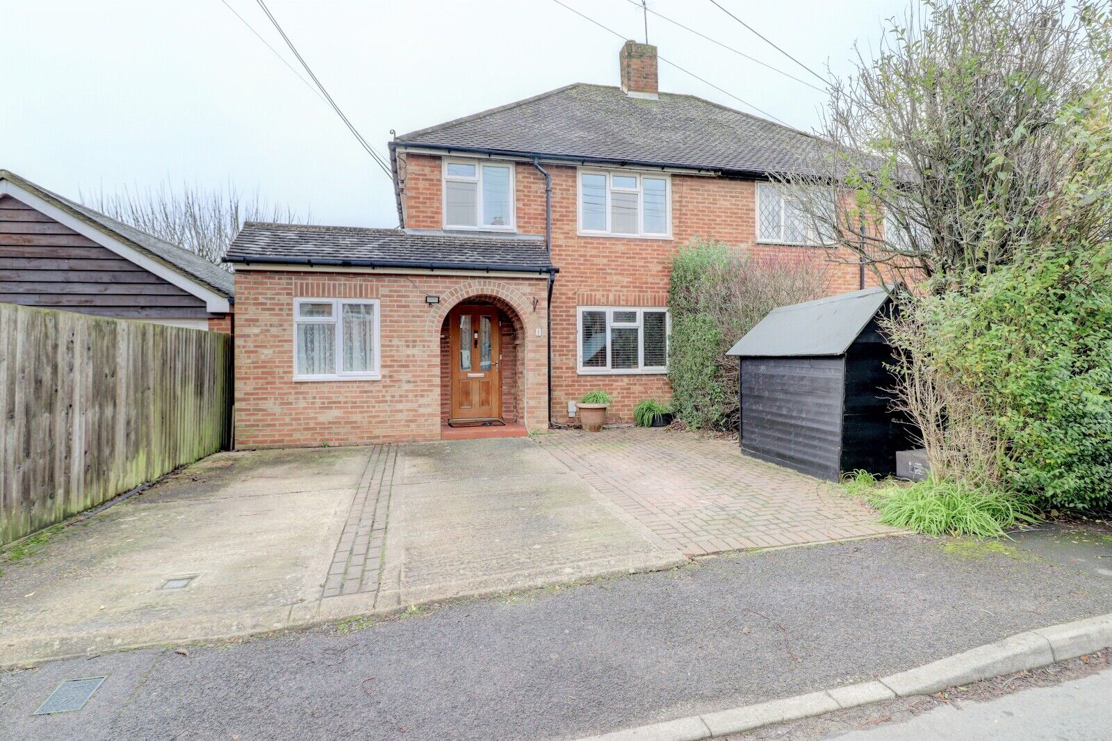 4 bedroom semi detached house for sale Fairfields, High Wycombe, HP15, main image