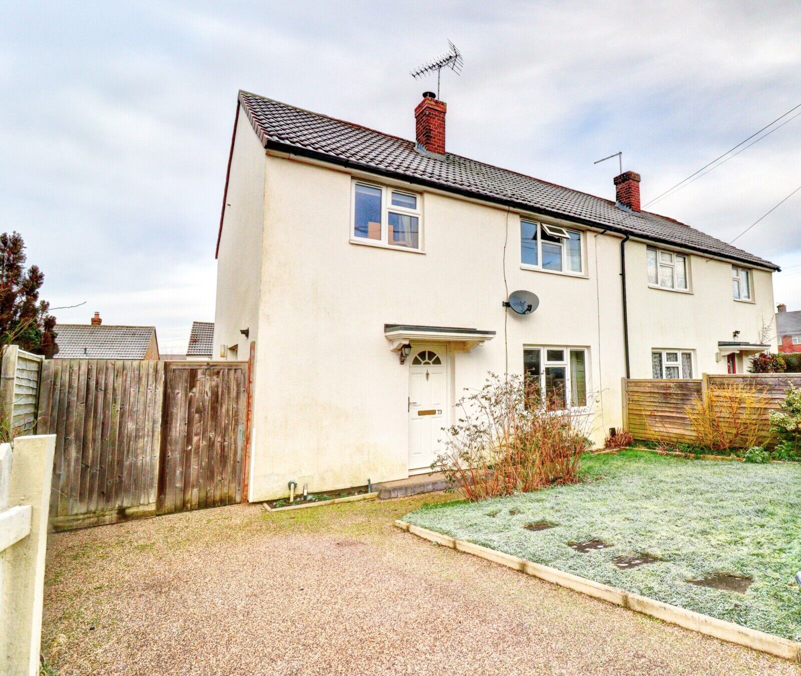 2 bedroom semi detached property to rent, Available furnished from 01/03/2025 Southfield Road, Princes Risborough, HP27, main image