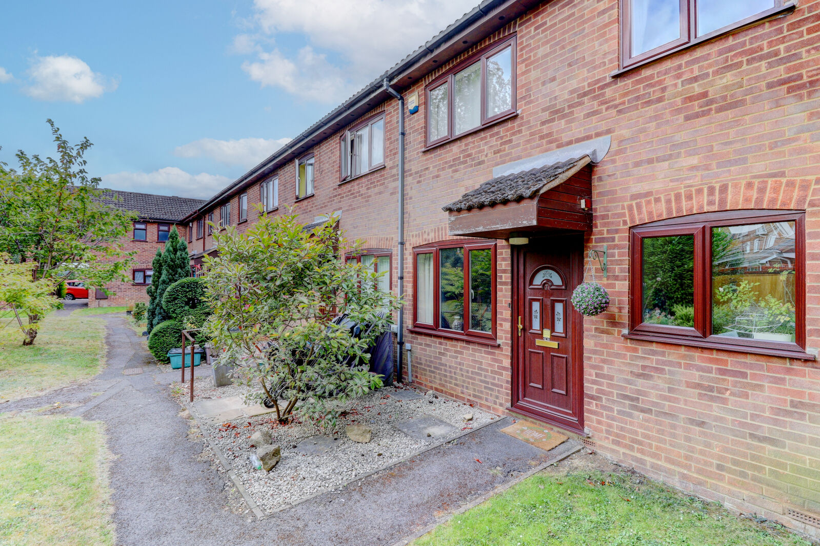 2 bedroom mid terraced house for sale Totteridge Road, High Wycombe, HP13, main image