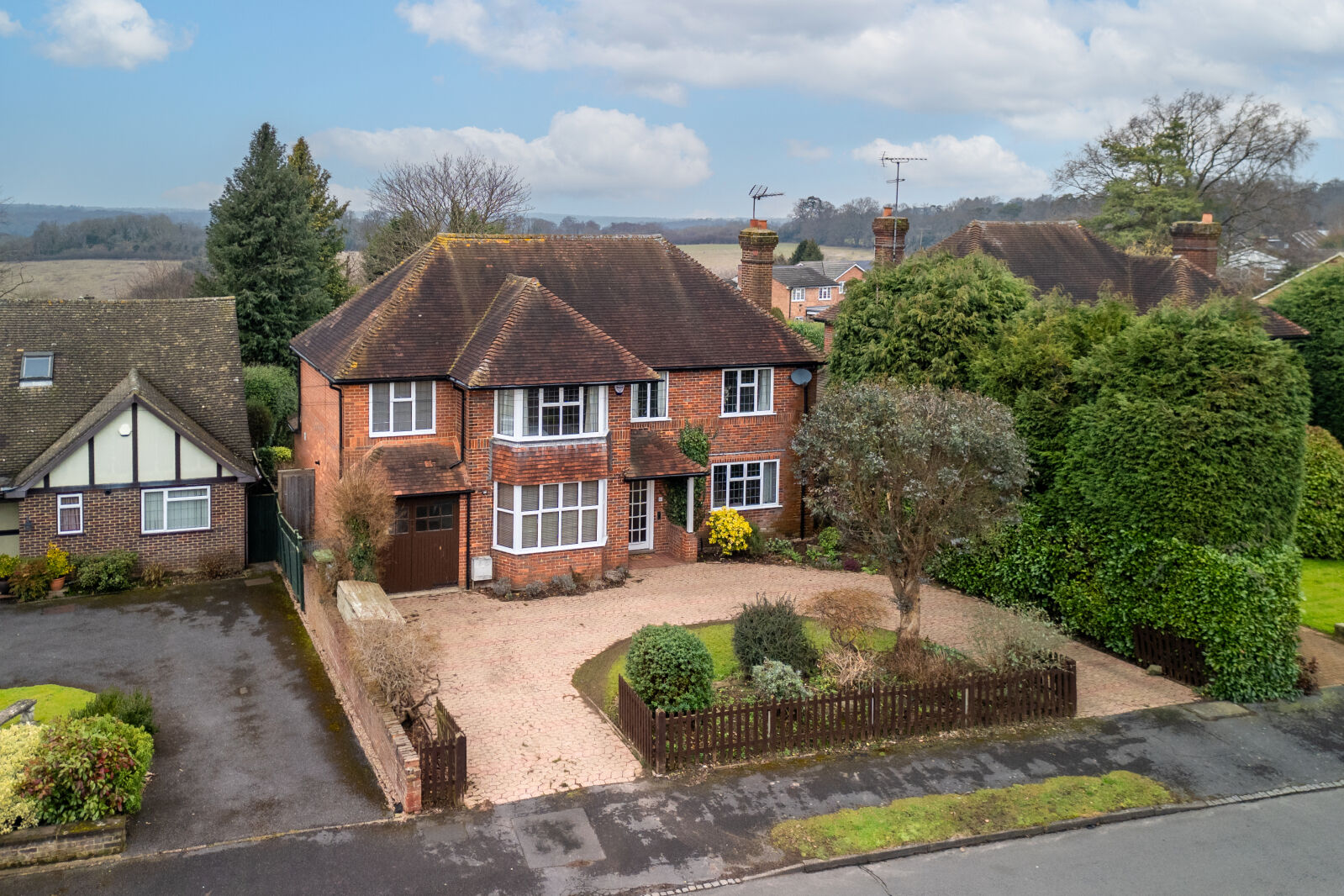 4 bedroom detached house for sale Brands Hill Avenue, High Wycombe, HP13, main image