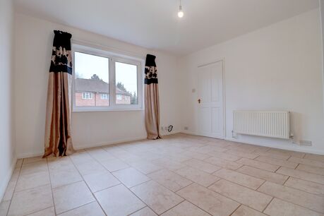 3 bedroom semi detached house to rent, Available unfurnished now