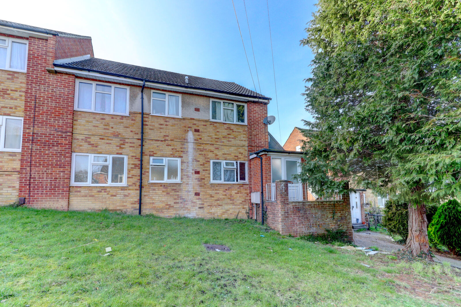 2 bedroom  flat for sale Carver Hill Road, High Wycombe, HP11, main image