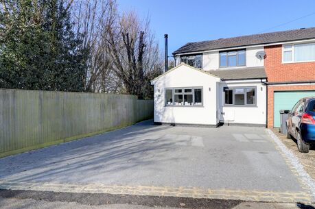 4 bedroom semi detached house for sale